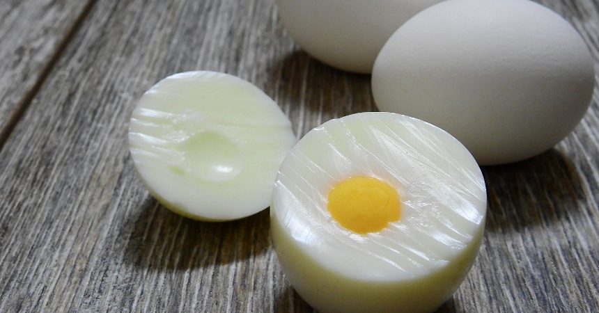 Huevos Cocidos: El Truco Más Viral Para Pelarlos En Segundos