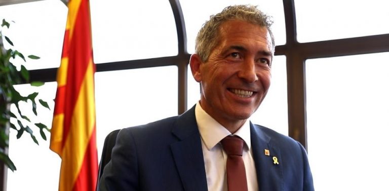 Consejero de Educación de Cataluña quiere diseñar programas sobre sexualidad