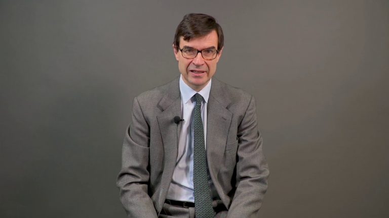 El secretario para la UE a su homólogo francés: «No es momento de despertar alarmas»