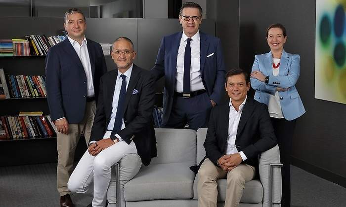 LLYC debuta en BME Growth con una subida del 49,1%