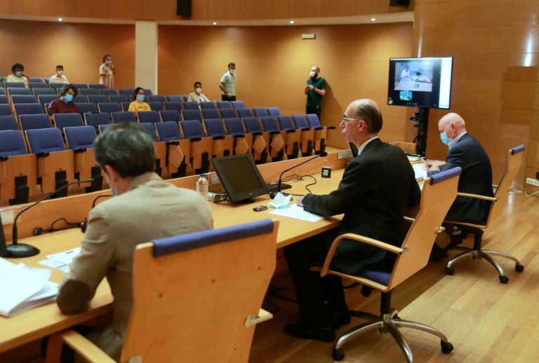 Galicia apela a los jóvenes a «extremar la precaución»