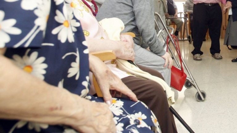 La Fiscalía de Madrid denuncia a la directora y a un médico de una residencia por homicidio imprudente