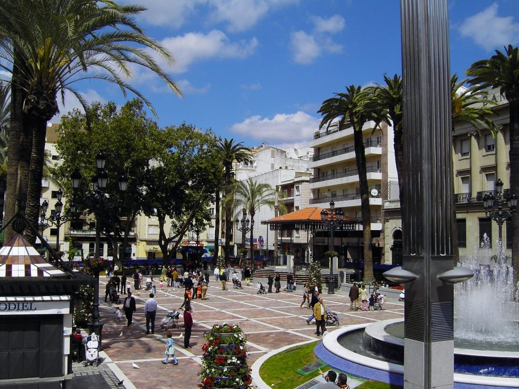 La Plaza De Las Monjas En Huelva