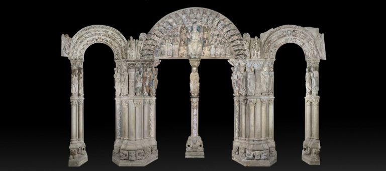 Cultura publica el libro ‘La restauración del Pórtico de la Gloria’