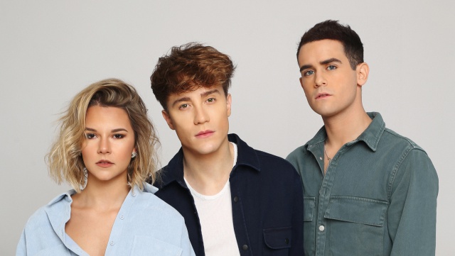 Mantra y «Prólogo», su debut