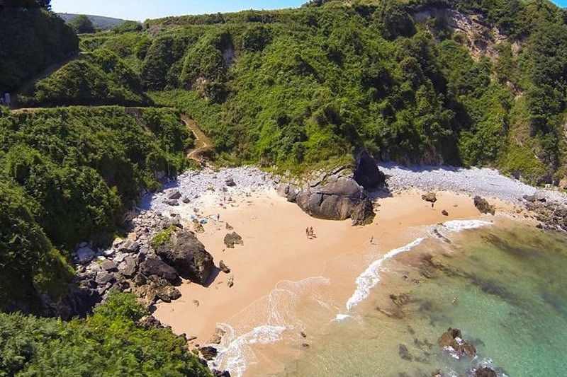 Playa El Aramal, Val De San Vicente (Cantabria)