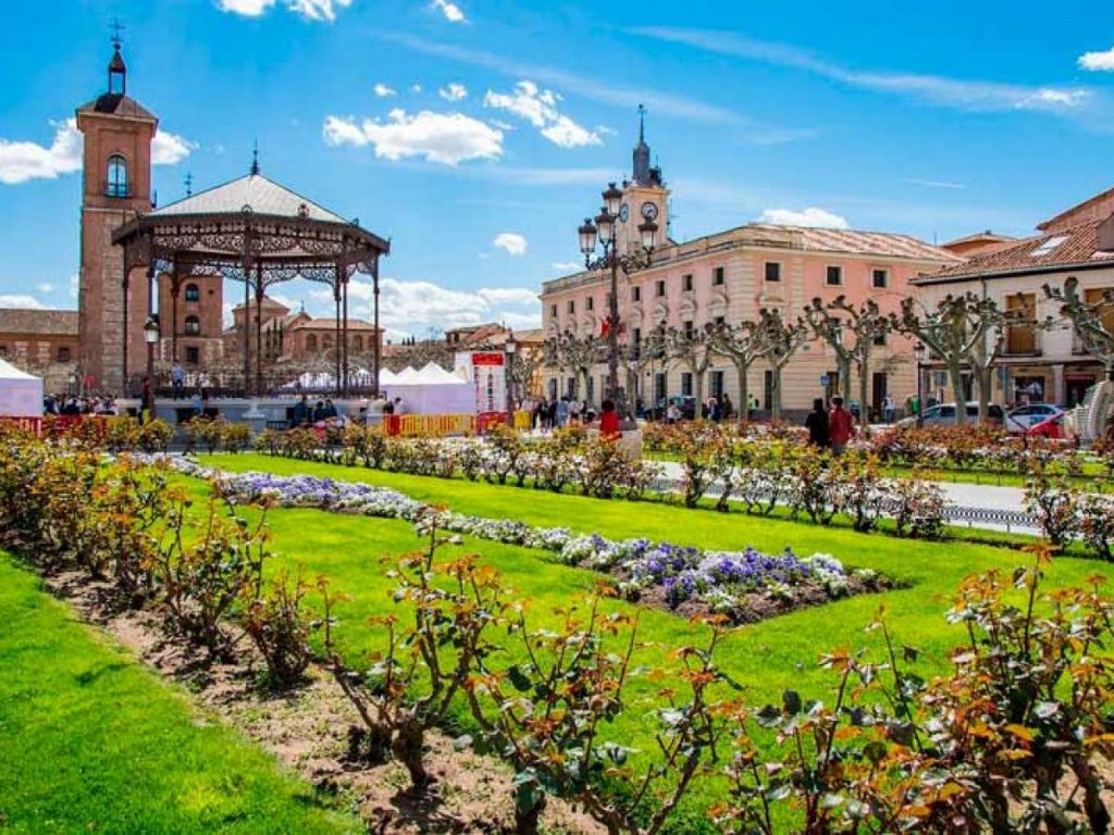 Alcalá De Henares A 40 Minutos De Madrid