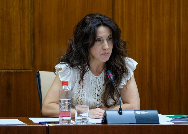La Junta de Andalucía condena el asesinato machista de una mujer en Roquetas