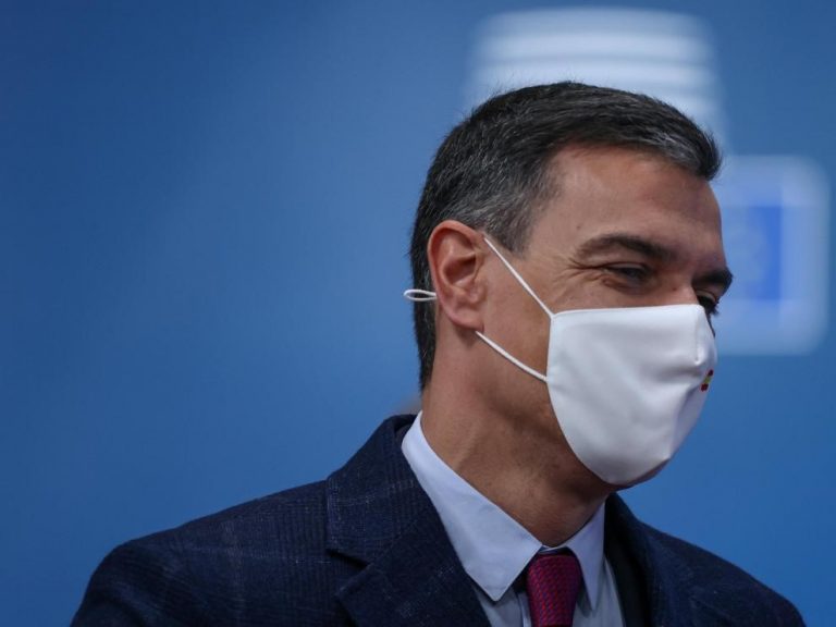 Sánchez dice que no está entre sus planes una crisis de gobierno