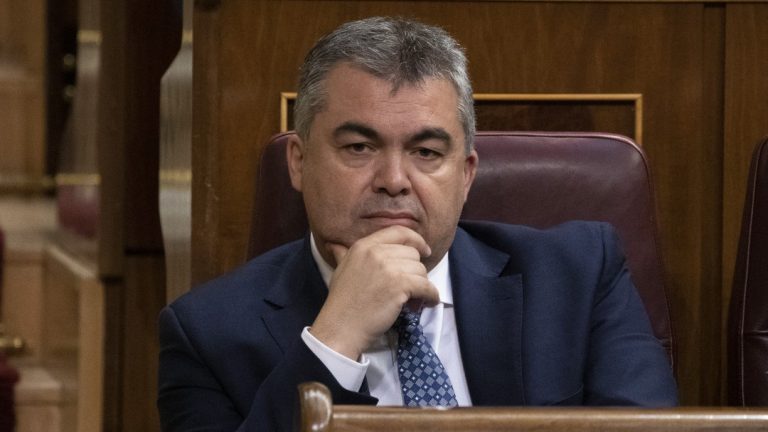 El PSOE: «Si hoy hay libertad en España» es porque los socialistas «arriesgaron»