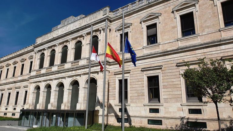 TSJ de Castilla y León confirma once años por agredir a su mujer e incendiar la vivienda
