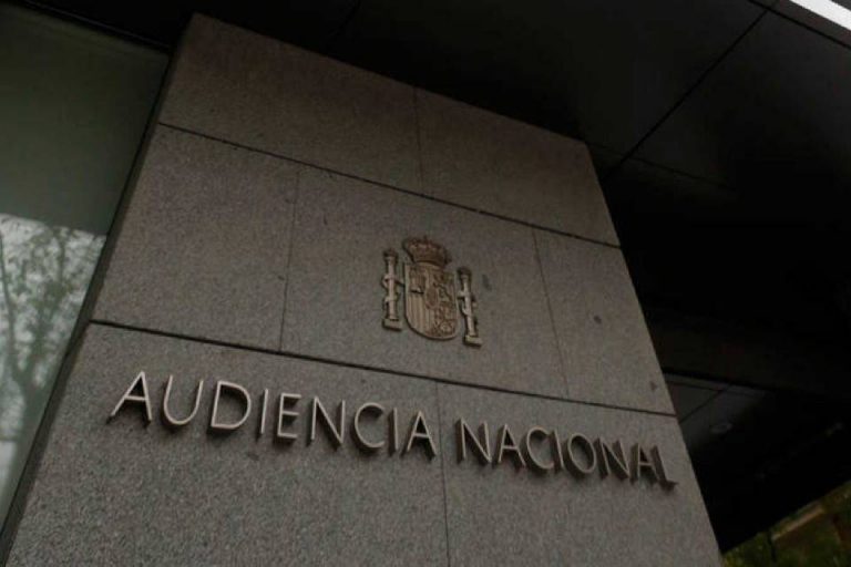 El juez aplaza la declaración del bróker Javier Biosca por una presunta estafa con criptomonedas
