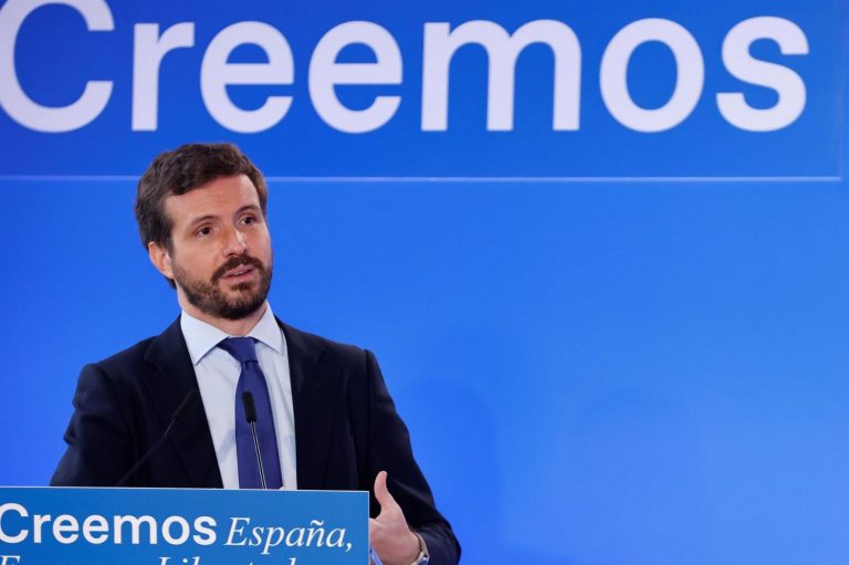Casado exige a Sánchez decir «toda la verdad» sobre la reforma de las pensiones
