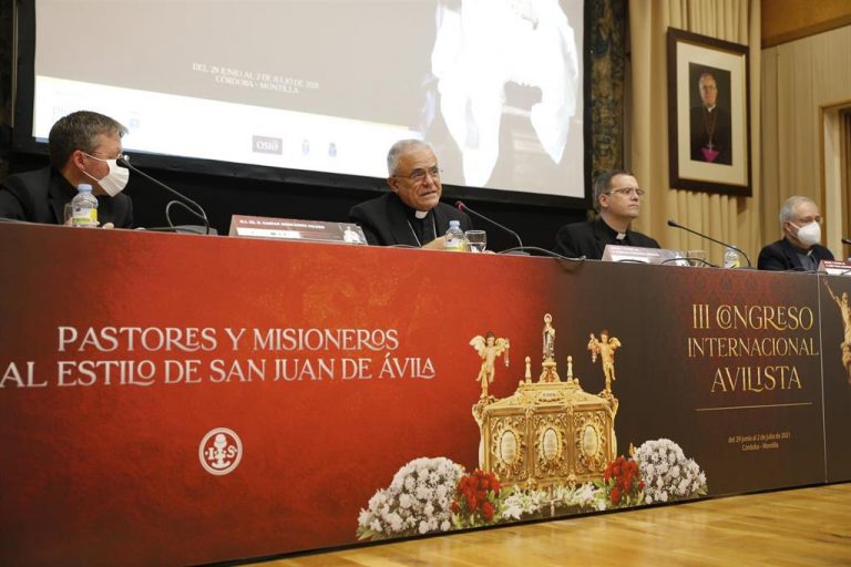El presidente de la CEE preside la eucaristía que pone fin al III Congreso Internacional Avilista