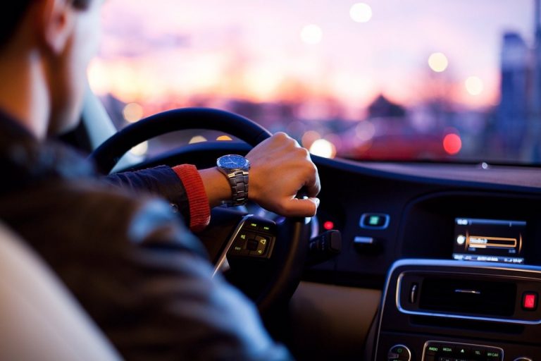 El 30% de los españoles dice que se hubiese comprado un coche nuevo antes del Covid