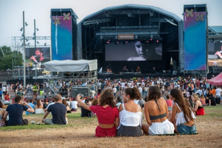 Comienza el Festival Cruïlla, que prevé acoger a 25.000 personas al día sin distancia y con test
