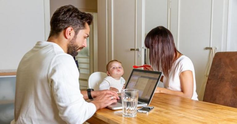 El teletrabajo «acentuó las desigualdades de género» en las tareas domésticas
