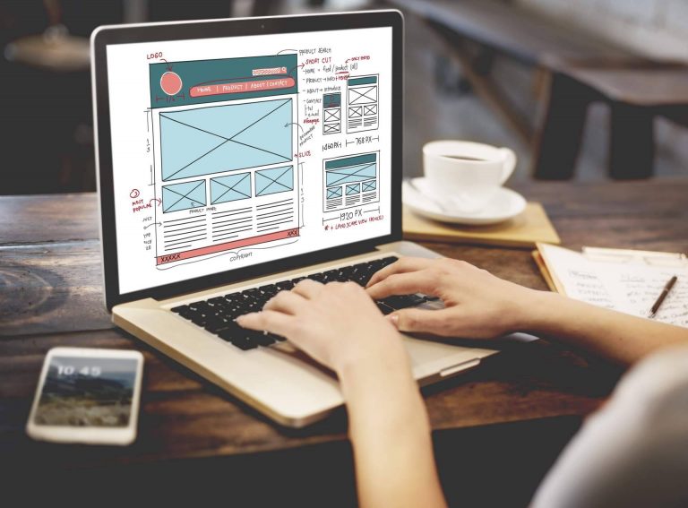 Llevar cualquier empresa al mundo digital es sencillo con Caverna Tecnológica que diseñan desde aplicaciones móviles hasta páginas web