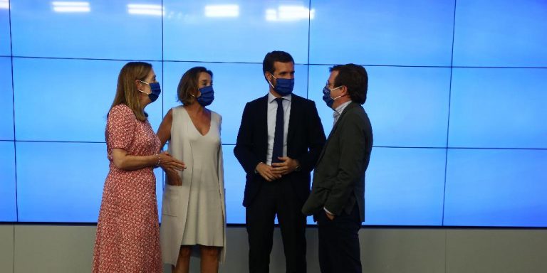 Las CCAA del PP denuncian la «opacidad» del Gobierno en el reparto de los fondos UE