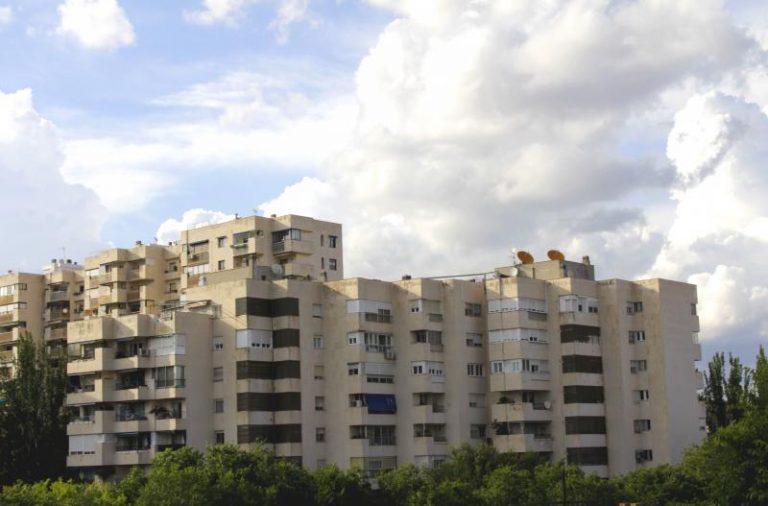 A 1 de cada 2 españoles les preocupa que intenten robar en su casa durante las vacaciones