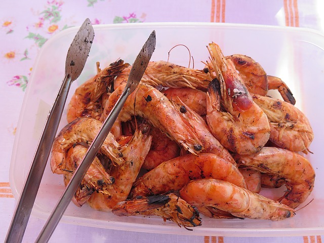 Gambas A La Parrilla: El Ingrediente Que Debes Poner Para Que No Se Peguen 