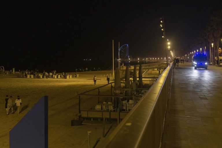 El Dogc publica la resolución que regula el toque de queda nocturno en Cataluña