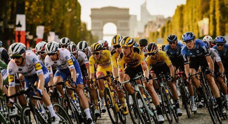 El Tour de Francia tiembla con las lesiones de Vingegaard y Evenepoel