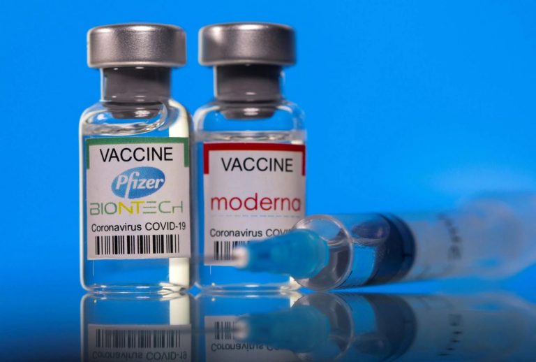 La EMA: Los casos de miocarditis y pericarditis tras la vacuna de Pfizer y Moderna son «muy raros»