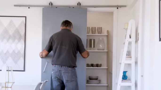 Tome En Cuenta Antes De Hacer Un Cambio De Puerta Convencional Por Una Puerta Corredera