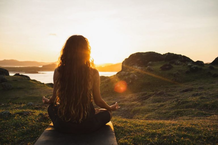 10 vídeos de meditación en Youtube para hacerte un profesional