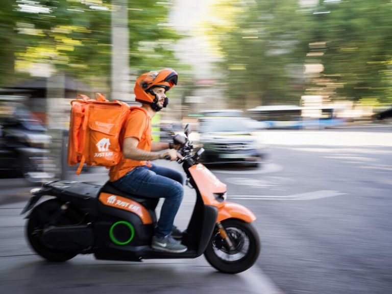 Just Eat Takeaway perdió 486 millones en el primer semestre