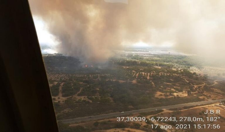 Activado el nivel 1 de alerta por el incendio de Lucena
