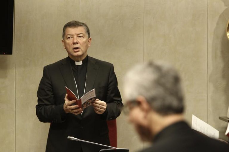Obispo auxiliar de Madrid: La ley de eutanasia es «ideológica»