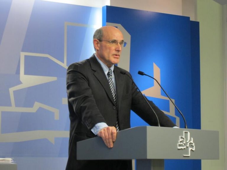Rafael Bengoa advierte a los que asisten a eventos «hipercontagiadores» que todavía hay gente sin vacunar