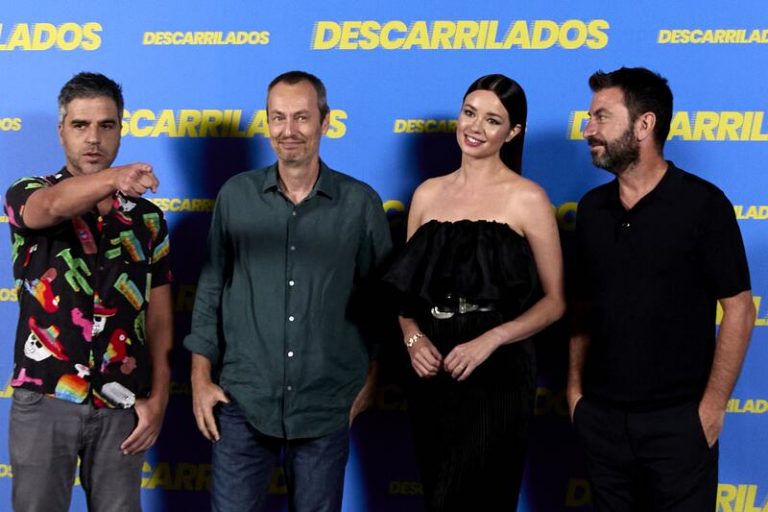 Arturo Valls, Ernesto Sevilla y Dafne Fernández protagonizan ‘Descarrilados’
