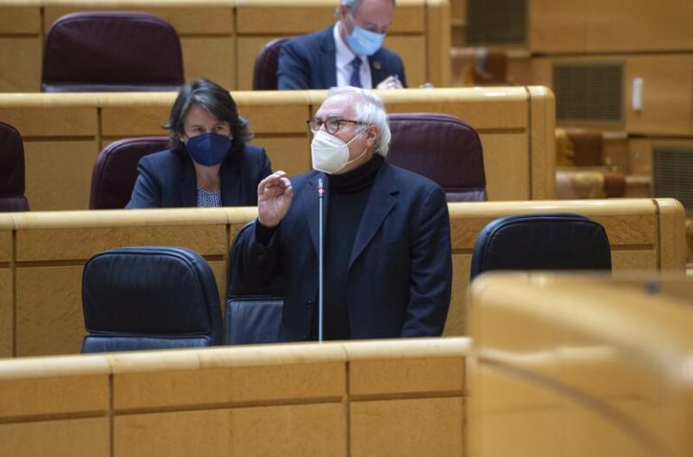 Cs lamenta que el Gobierno no actúe pese a los fallos judiciales en universidades catalanas