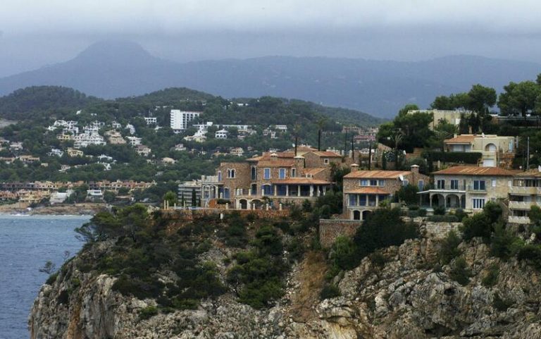 El 60% de los expertos inmobiliarios creen que aumentarán las ventas de viviendas a extranjeros