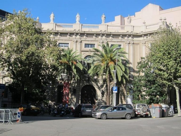 La abogacía catalana insta a usar mecanismos jurídicos para proteger los derechos en Afganistán