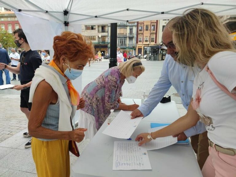 El PP llama a la oposición de Gijón para frenar la «deriva autoritaria» de la alcaldesa