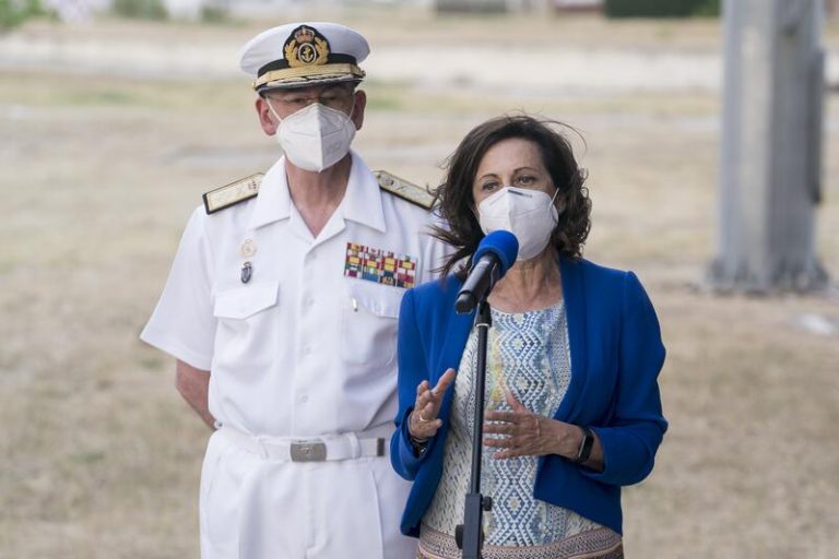 Barajan una operación fuera del perímetro del aeropuerto de Kabul para «recoger» colaboradores