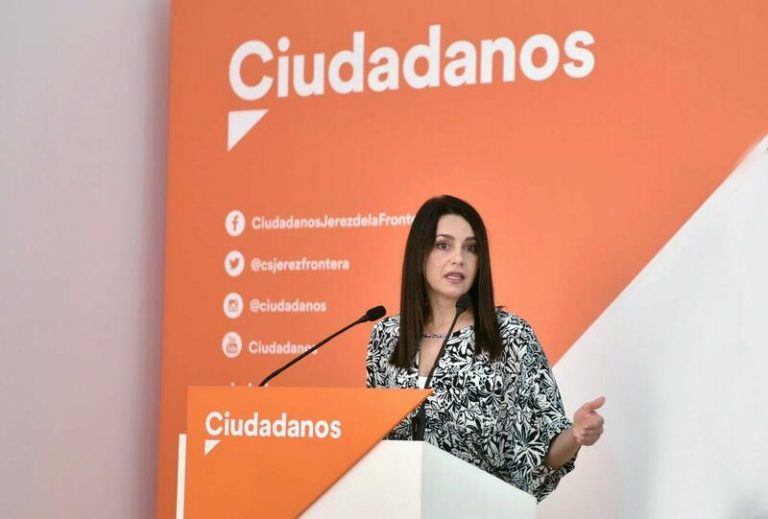 Arrimadas critica que el proyecto de Ley de Memoria vasca deje «impunes» homenajes a etarras