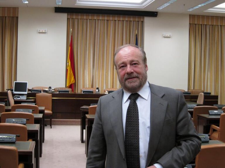 El Gobierno nombra a José Manuel Bar Cendón director general de Planificación y Gestión Educativa