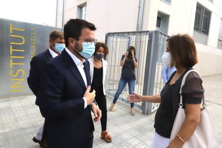 Aragonès: «No tenía sentido» mantener el toque de queda en los 19 municipios