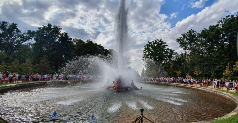 Patrimonio Nacional hace correr sus fuentes monumentales de La Granja