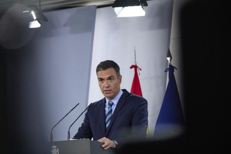 Sánchez ve «difícil de entender» que el PP critique la misión de Kabul