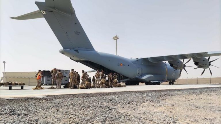Cs propone condecorar a los militares, policías y diplomáticos que participaron en la evacuación de Afganistán