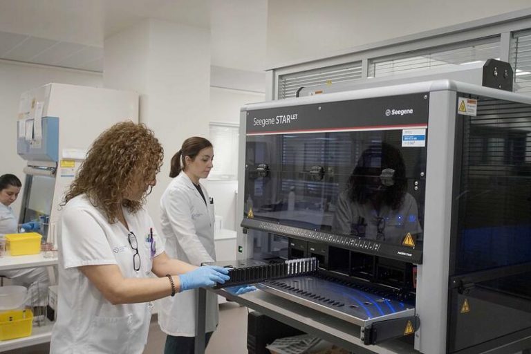 Los contagios en Galicia por debajo de 300 y positividad menor del 5%