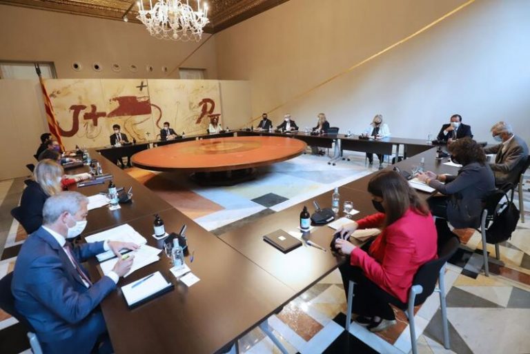 Cataluña crea una comisión sobre Afganistán para acelerar la respuesta a solicitantes de asilo