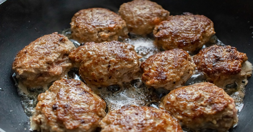 Albóndigas: Esta Es La Receta De La Salsa Tradicional Con La Que Tu Abuela Te Enganchaba