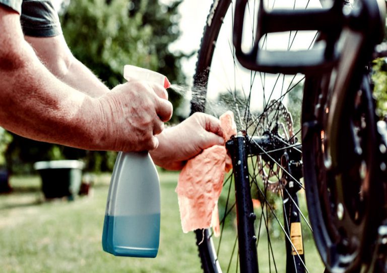 Cómo lavar paso a paso tu bicicleta